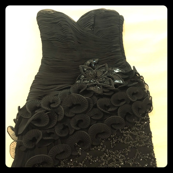 after five black dresses